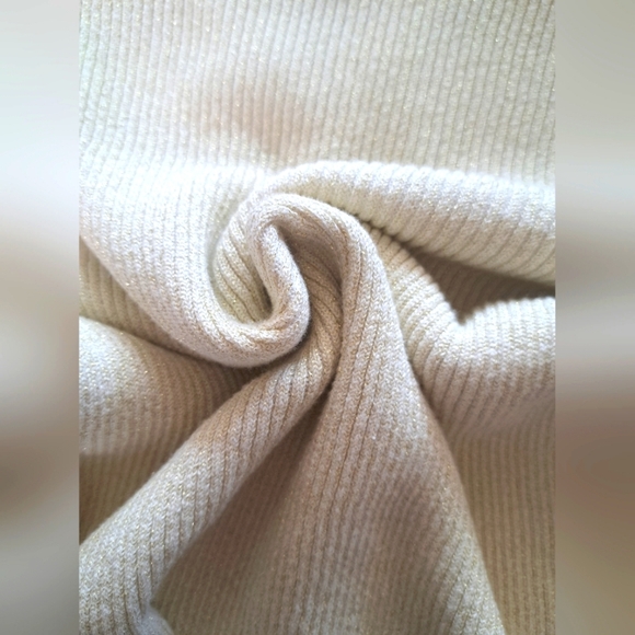 Lauren Michelle Cream Sweater with Embellished Neckline Size Large - Picture 4 of 9